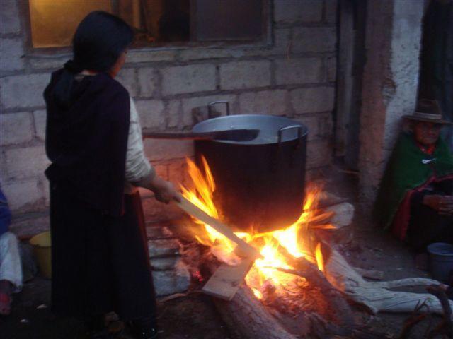 lg black pot on cooking fire.JPG